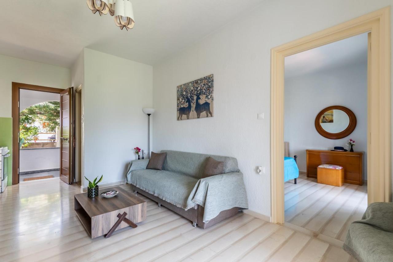 Lina Apartments Skopelos Town Exterior photo