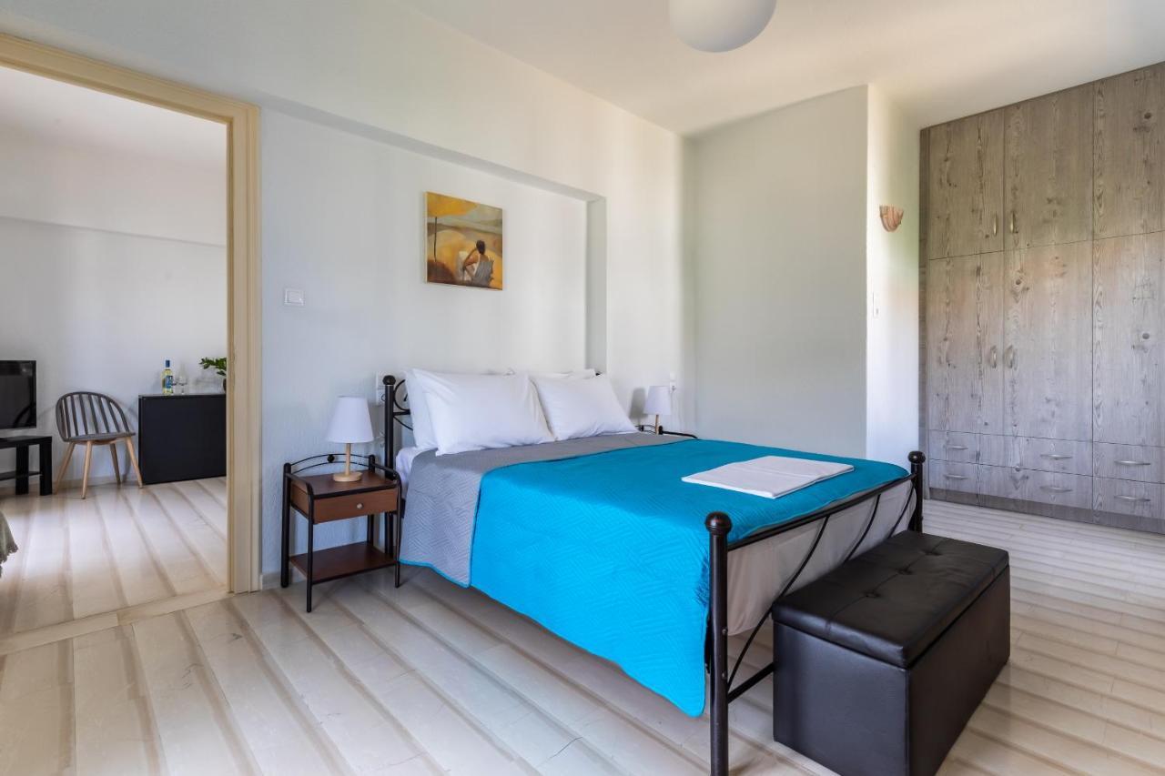 Lina Apartments Skopelos Town Exterior photo